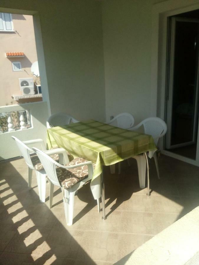 Apartmani Ivana Лопар Екстериор снимка