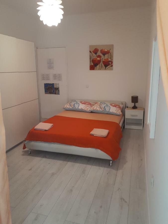 Apartmani Ivana Лопар Екстериор снимка