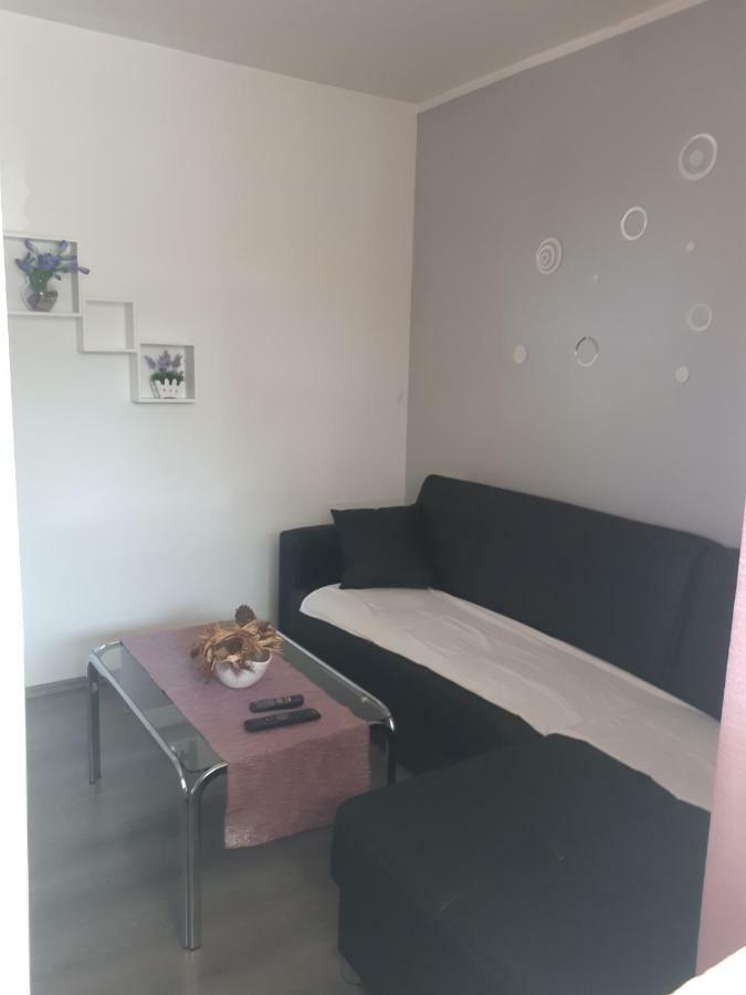 Apartmani Ivana Лопар Екстериор снимка